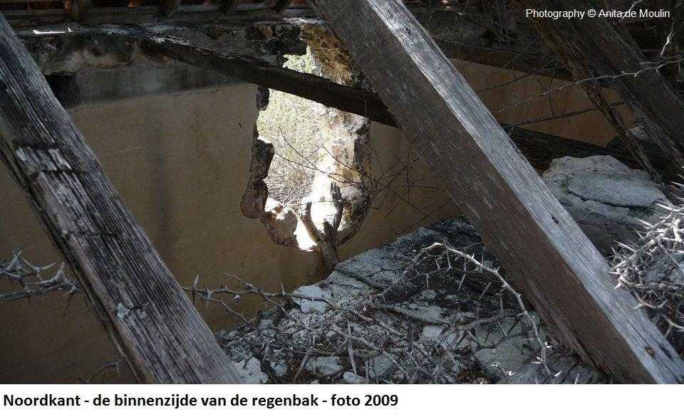 24. Noordkant binnenzijde regenbak 2009